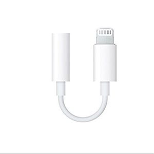 Apple lightning jack adapter • white
